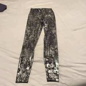 Lululemon High-rise 25” Patterned Leggings